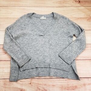 H&M L.O.G.G. Sweater Womens Medium Gray V Neck Long Sleeve Casual Knit Ladies